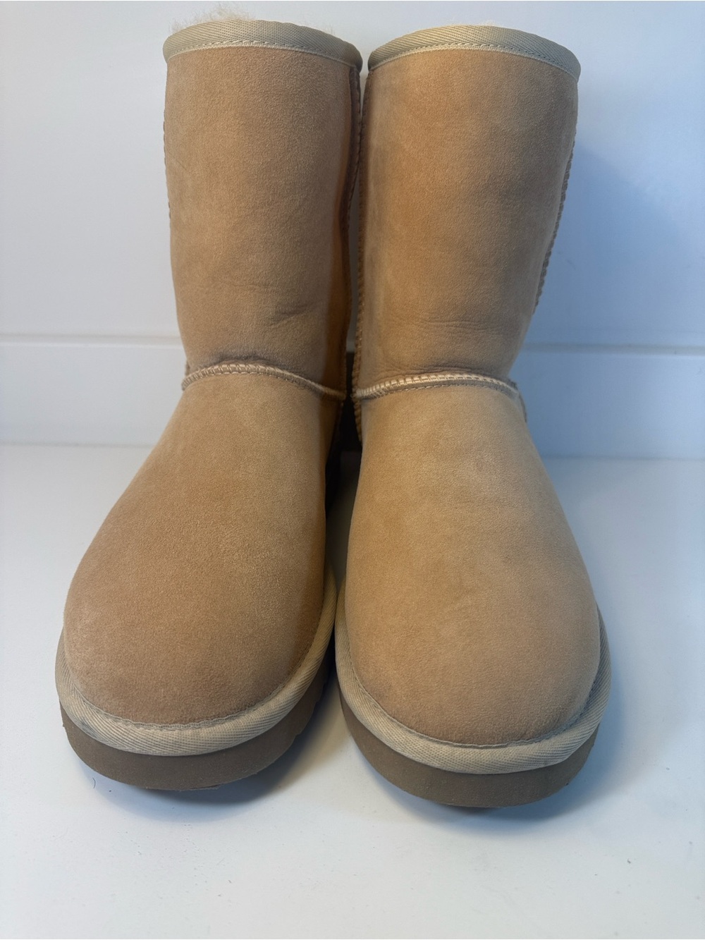 Classic Women's Shearling Lined Suede Boots in Sand/Tan - Size 10
